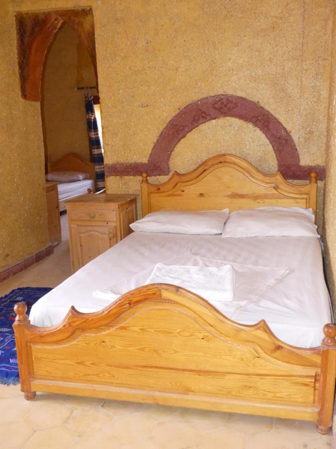 Les Pyramides Hotel Мерцуга Екстериор снимка