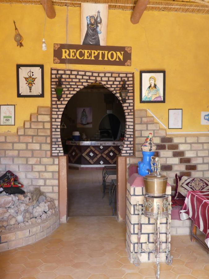 Les Pyramides Hotel Мерцуга Екстериор снимка