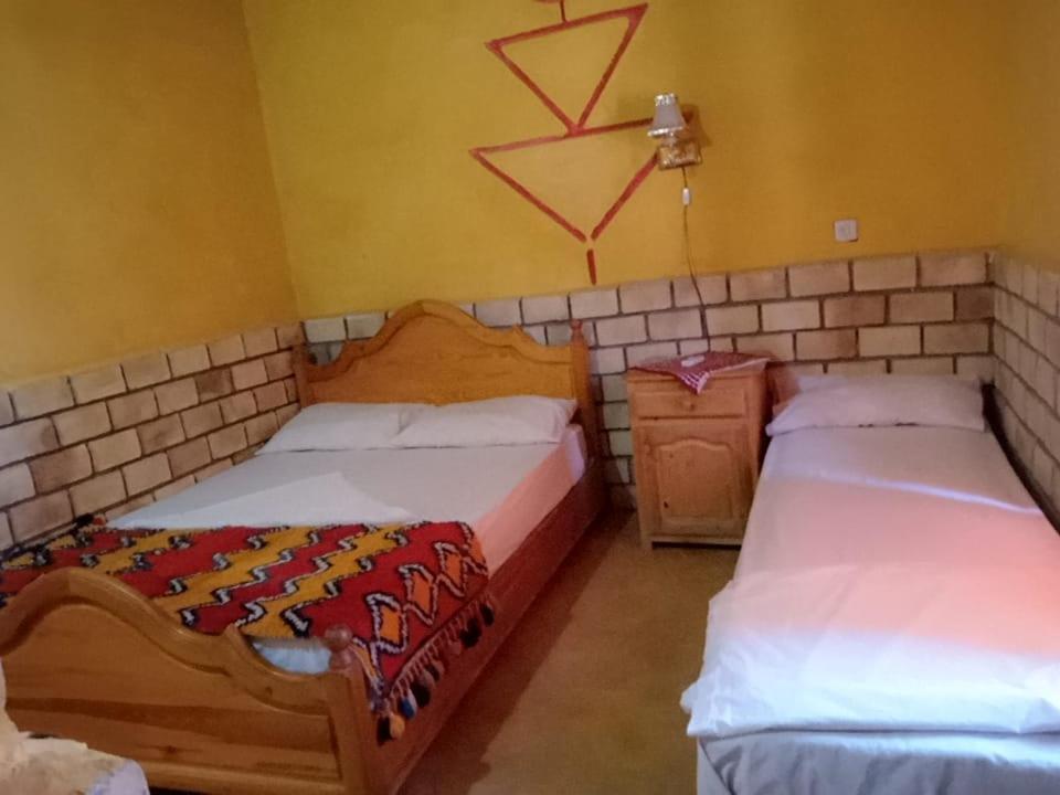 Les Pyramides Hotel Мерцуга Екстериор снимка